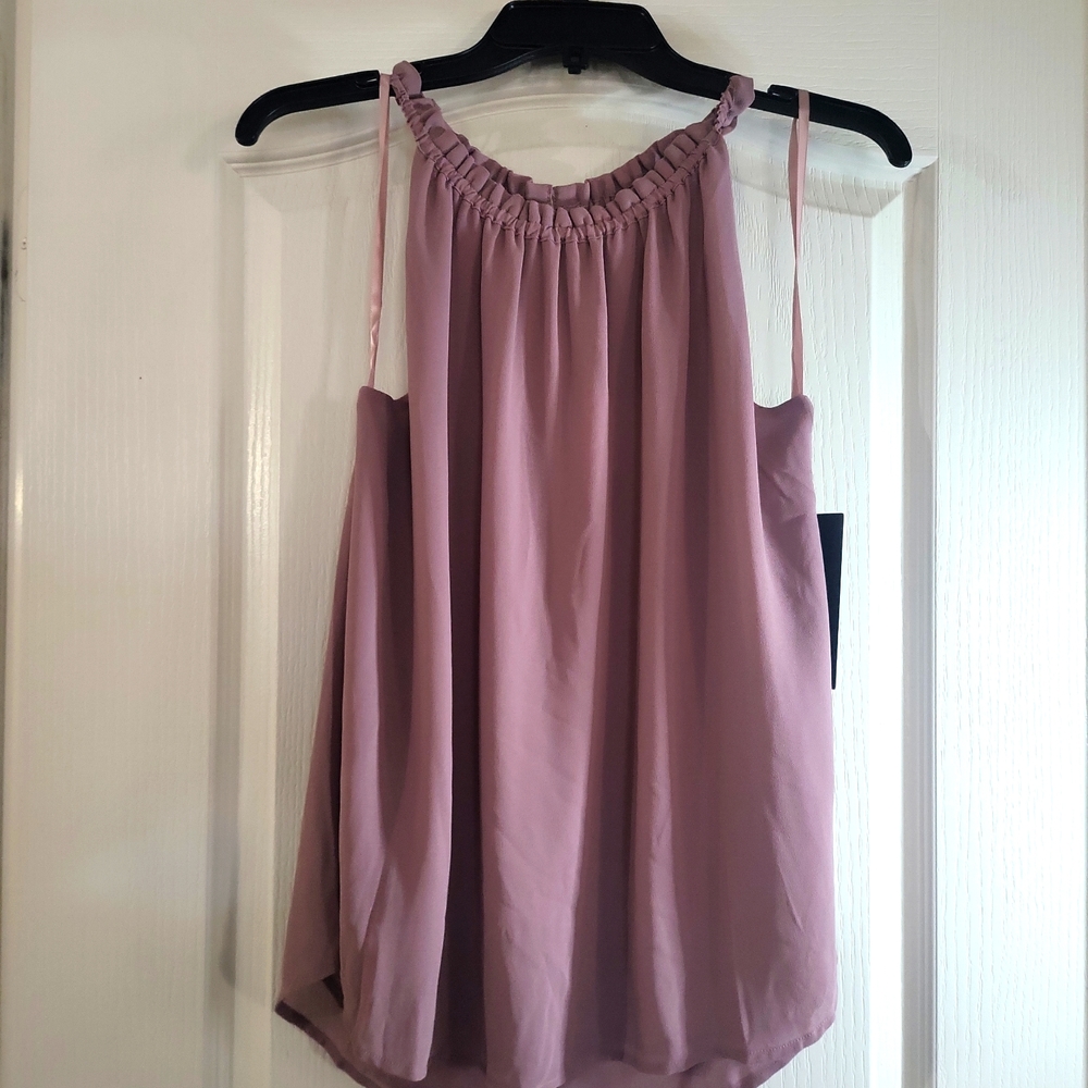 NWT Dailylook Mauve tank top.  SIZE large